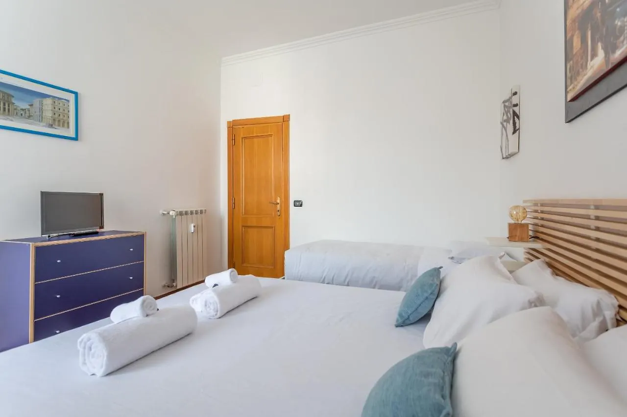 Modern 2Bdr Apartment Vibrant Prati Neighborhood Rome